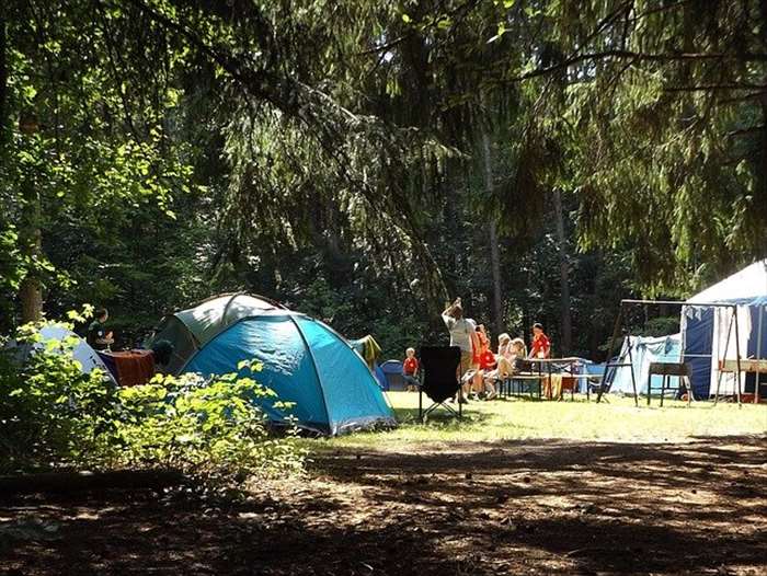 Dans quel camping faut-il se rendre à Venise Verte ?